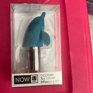 Dolphin tea infuser